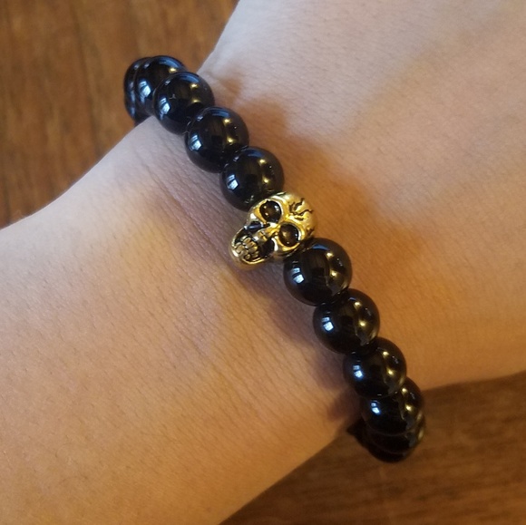 NWOT Beaded Lava Rock Skull Bracelet - Picture 3 of 4